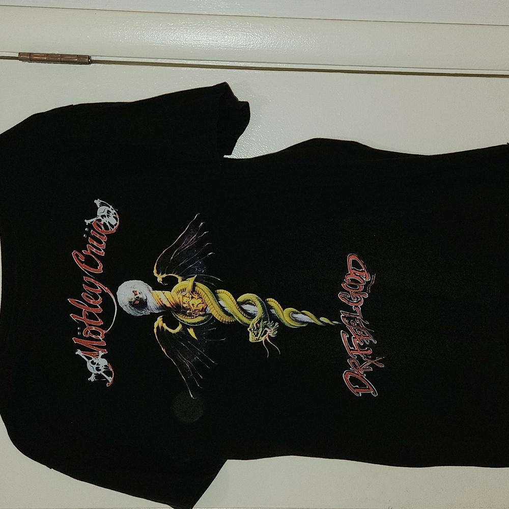 Motley Crue- Dr. Feel Good Unisex Tee Shirt. Size Large